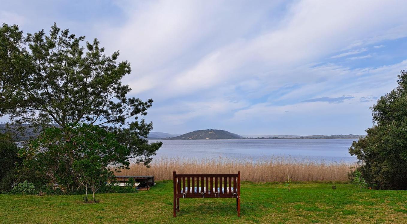 Kairos On The Lake, Swartvlei Lake, Sedgfield, Garden Route Sedgefield Exterior photo